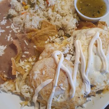 Mex Cocina Cafe - Chipotle chilaquiles - Desserts Near Me - Burbank, California