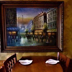 Taza A Lebanese Grill - Table Seating