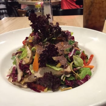 Doc B's Restaurant + Bar - Grilled chicken salad with edamame, corn, sweet peppers, and agave lime vinaigrette. Delicious!!!!! - New American Near Me - Chicago, Illinois