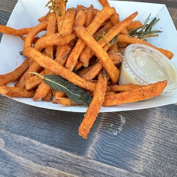 Harvest Nights at Newfields - Maple Sage Fries with Bourbon Sauce - Festivals Near Me - Indianapolis, Indiana Harvest Nights at Newfields - Maple Sage Fries with Bourbon Sauce - Festivals Near Me - Indianapolis, Indiana