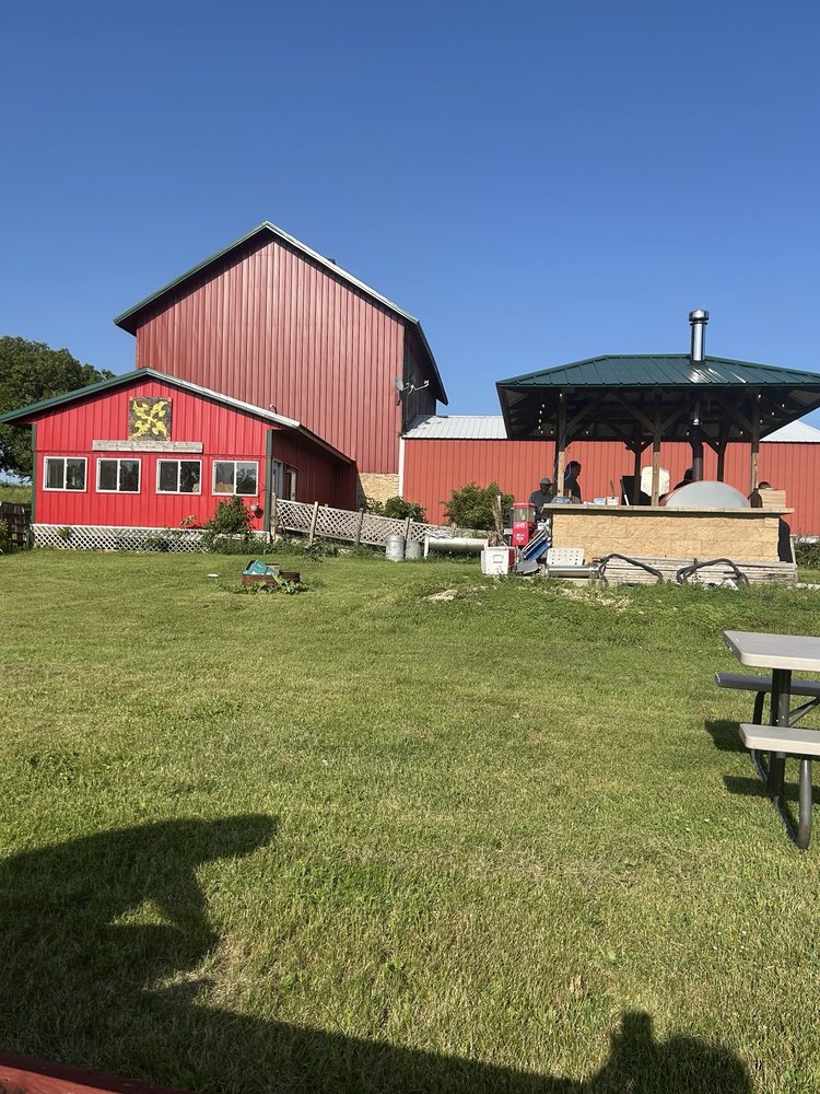 Food from Double B Farm Country Store & Cafe
