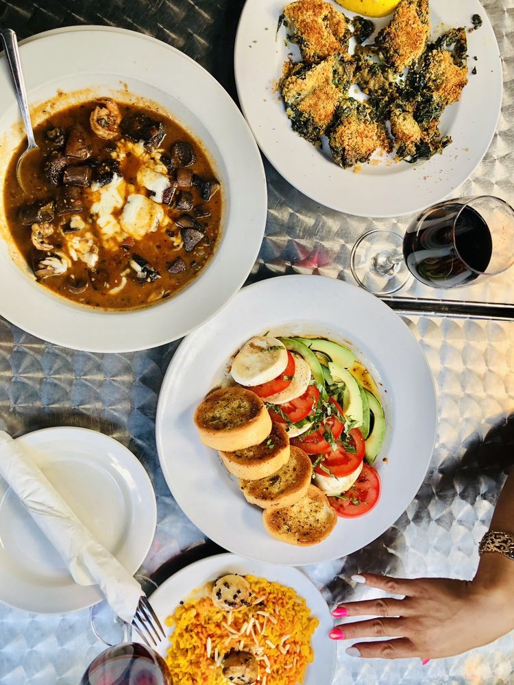 DUBLIN BAR & GRILL Updated September 2024 178 Photos & 530 Reviews