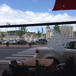 Hotel Ibis Deauville Centre - The harbour across the road.