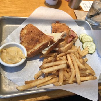 BJ's Restaurant & Brewhouse - Pizza Near Me - La Mesa, California