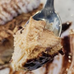 Three Li'l Pigs Barbeque - A spoonful of the Peanut Butter Pie.