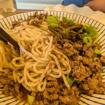 Ginkgo Chinese Restaurant - Dan Dan- dry, spicy - Chinese Near Me - Claremont, California Ginkgo Chinese Restaurant - Dan Dan- dry, spicy - Chinese Near Me - Claremont, California