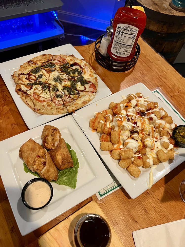 Social spots from District House Of Taps