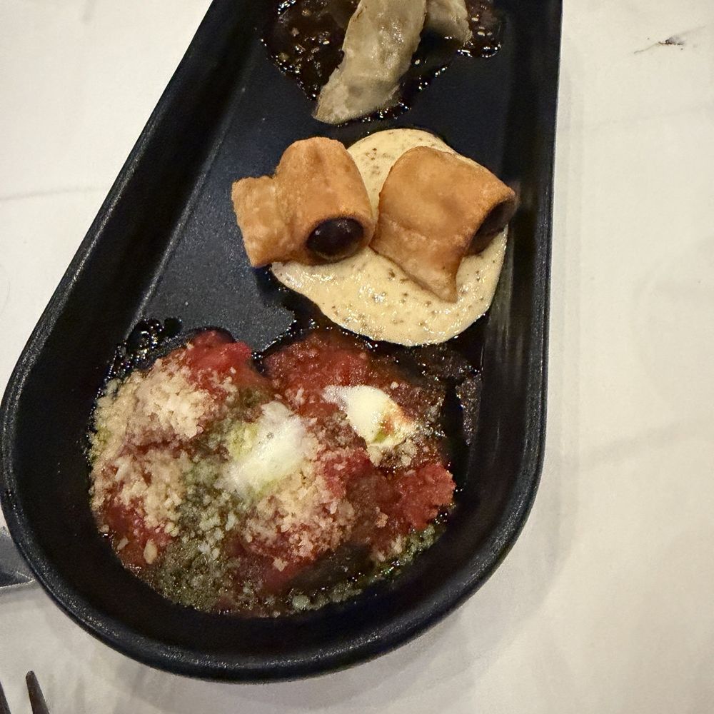 Morton's The Steakhouse - Cold and not tasty - Steakhouses Near Me - Jacksonville, Florida