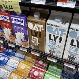 Chocolate flavored Oatmilk from Oatly!