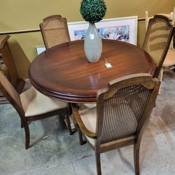 Manna House Thrift Store