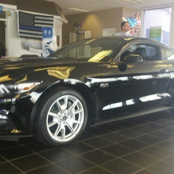 Wayne Ford - Showroom - Car Dealers Near Me - Wayne, New Jersey Wayne Ford - Showroom - Car Dealers Near Me - Wayne, New Jersey