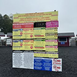 Grim's Greenhouse & Farm Market