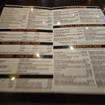 Putter's Bar & Grill - Pizza Near Me - Las Vegas, Nevada Putter's Bar & Grill - Pizza Near Me - Las Vegas, Nevada