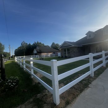 Phillips Fencing Solutions - Fences & Gates Near Me Phillips Fencing Solutions - Fences & Gates Near Me