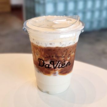 Da Vien Coffee - Oat Latte with macchiato foam - Desserts Near Me - Westminster, California