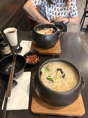 Fudao Noodle House by null