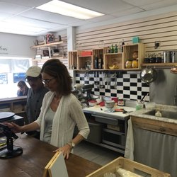 Creperie De La Mer & French Cafe