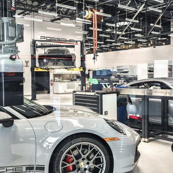 Porsche Experience Center Los Angeles - Shop. - Racing Experience Near Me - Carson, California Porsche Experience Center Los Angeles - Shop. - Racing Experience Near Me - Carson, California
