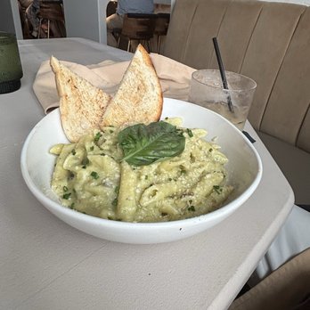 Luna Bistro Cafe - New American Near Me - Long Beach, California Luna Bistro Cafe - New American Near Me - Long Beach, California