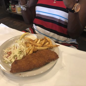 Quarterdeck - Seafood Near Me - Arlington, Virginia Quarterdeck - Seafood Near Me - Arlington, Virginia