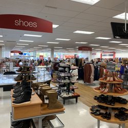 TJ Maxx - Lots of happy shoppers here today for the grand opening!