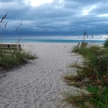 Mar's Place - Vacation Rentals Near Me - Holmes Beach, Florida