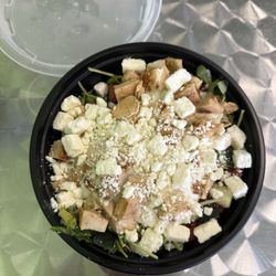 Lighter Side Eatery - Mediterranean bowl with chicken
