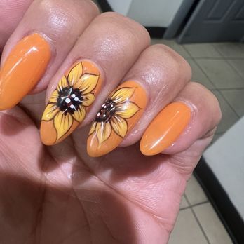 Wonder Nails - Custom color and hand painted design - Nail Salons Near Me - Los Angeles, California Wonder Nails - Custom color and hand painted design - Nail Salons Near Me - Los Angeles, California