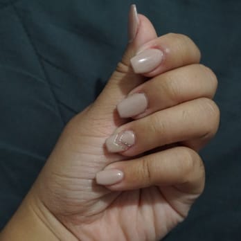 Golden Nails - Another view of my nails done by Hoai. - Nail Salons Near Me - Honolulu, Hawaii