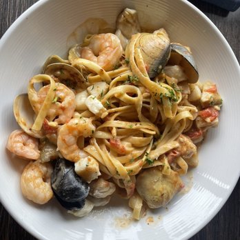 High Tide - Spicy seafood pasta - Seafood Near Me - Gilbert, Arizona High Tide - Spicy seafood pasta - Seafood Near Me - Gilbert, Arizona