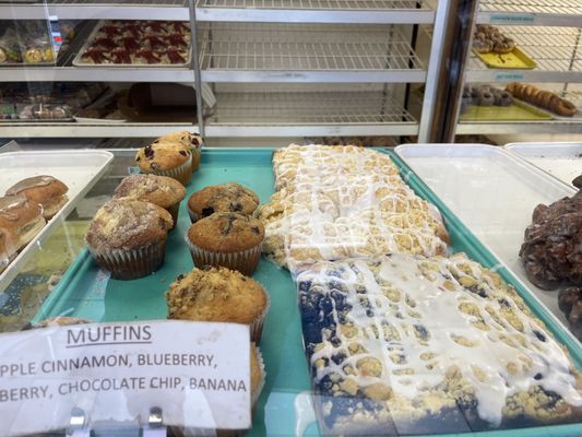 Klemm's Bakery by null