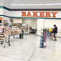 Winco Foods - Bakery