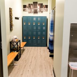 Liven Up Fitness - Men's Locker Room with Showers