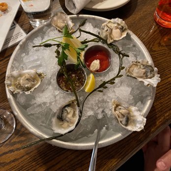 Wence's - Oysters - New American Near Me - Pleasant Hill, California