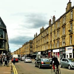 Finnieston Neighborhood - Looking down Argyle Street in Finnieston on a cloudy day