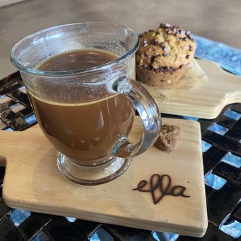 Ella Cafe - Cafe Americano with shot of rosemary caramel and a chocolate chip muffin - Cafes Near Me - Coral Springs, Florida
