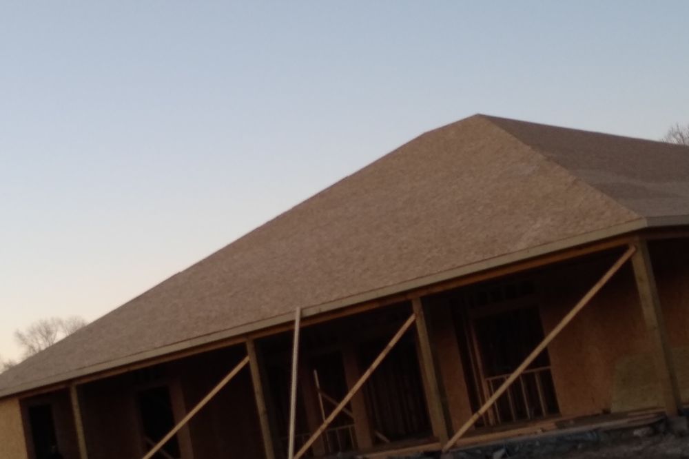 Slide of Lopez Construction and Framing