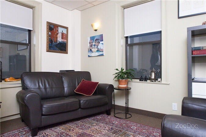 Aykut Ozden, MD - grief counselor in New York, NY