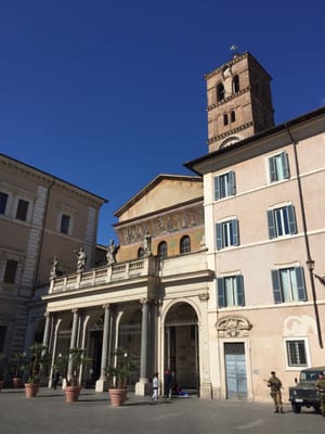 Piazza di Santa Maria in Trastevere by null