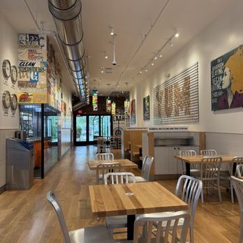 Choolaah - Interior - Indian Near Me - Cleveland, Ohio Choolaah - Interior - Indian Near Me - Cleveland, Ohio