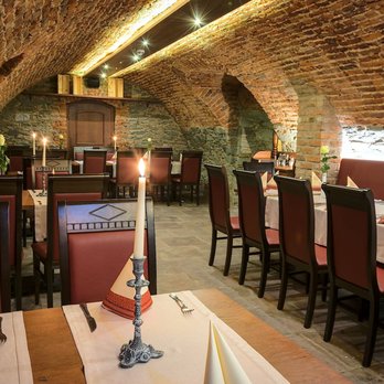 La Strada - Italian Near Me - Limburg, HE