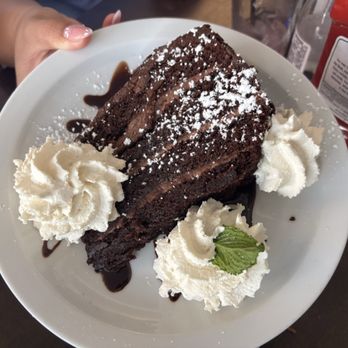 Rockafella's Restaurant - Chocolate Cake - American Near Me - Salem, Massachusetts