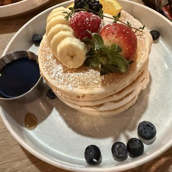 Four Chairs - Mascarpone Pancake - Breakfast & Brunch Near Me - San Francisco, California