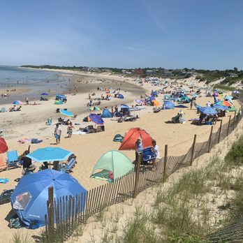 Corporation Beach - For the Jersey shore this would be considered moderately occupied...lol - Beaches Near Me - Dennis, Massachusetts