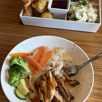 Maya Sushi - TERIYAKI CHICKEN ENTREE - Sushi Bars Near Me - Fresno, California Maya Sushi - TERIYAKI CHICKEN ENTREE - Sushi Bars Near Me - Fresno, California