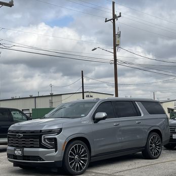 Static Wraps & Graphics - Before Chrome Delete - Vehicle Wraps Near Me - Converse, Texas Static Wraps & Graphics - Before Chrome Delete - Vehicle Wraps Near Me - Converse, Texas