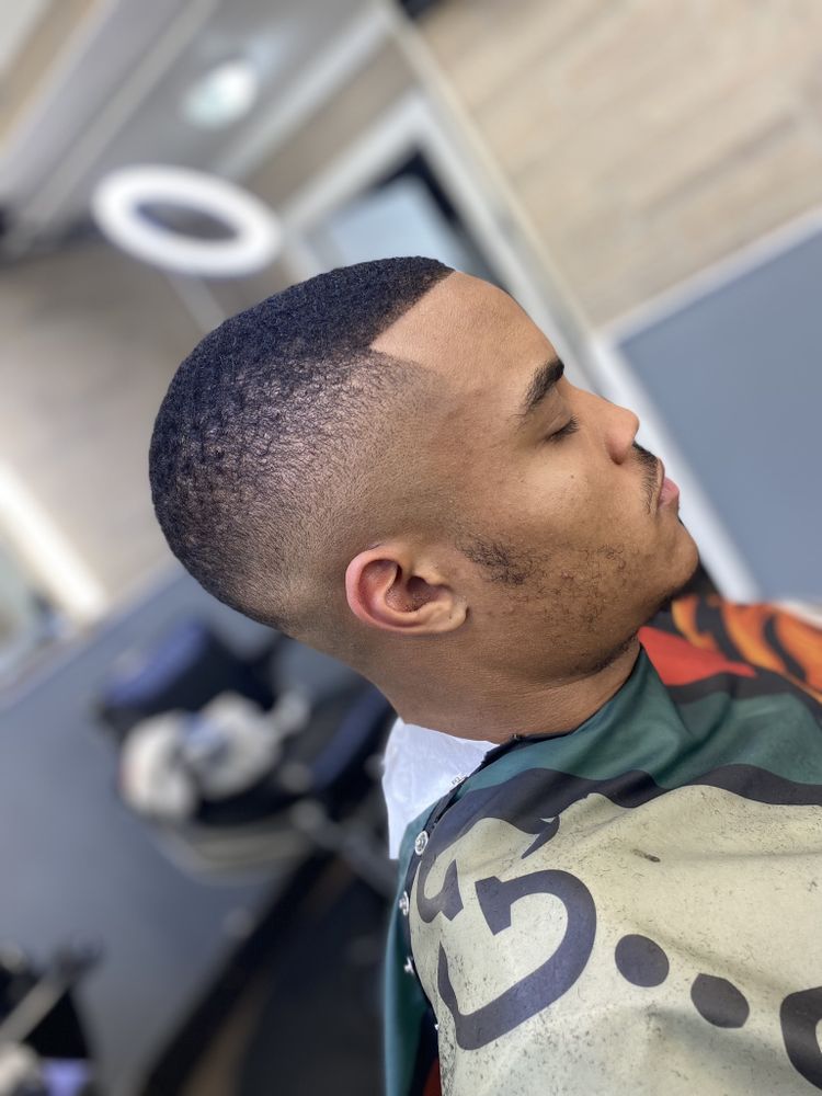 HULL AVENUE BARBER SHOP Updated October 2024 13 Photos 850 Hull