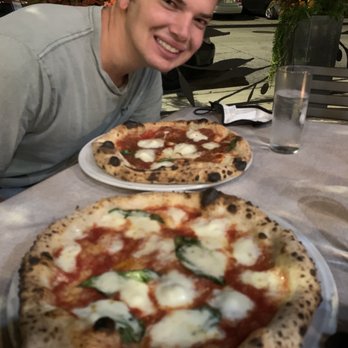 Spacca Napoli - margarita pizza was amazing! - Pizza Near Me - Chicago, Illinois