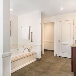 user provided Hilton Vacation Club Grand Beach Orlando photo