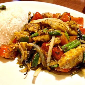Dang's Vietnamese Restaurant - Firecracker Chicken - Vietnamese Near Me - Bend, Oregon